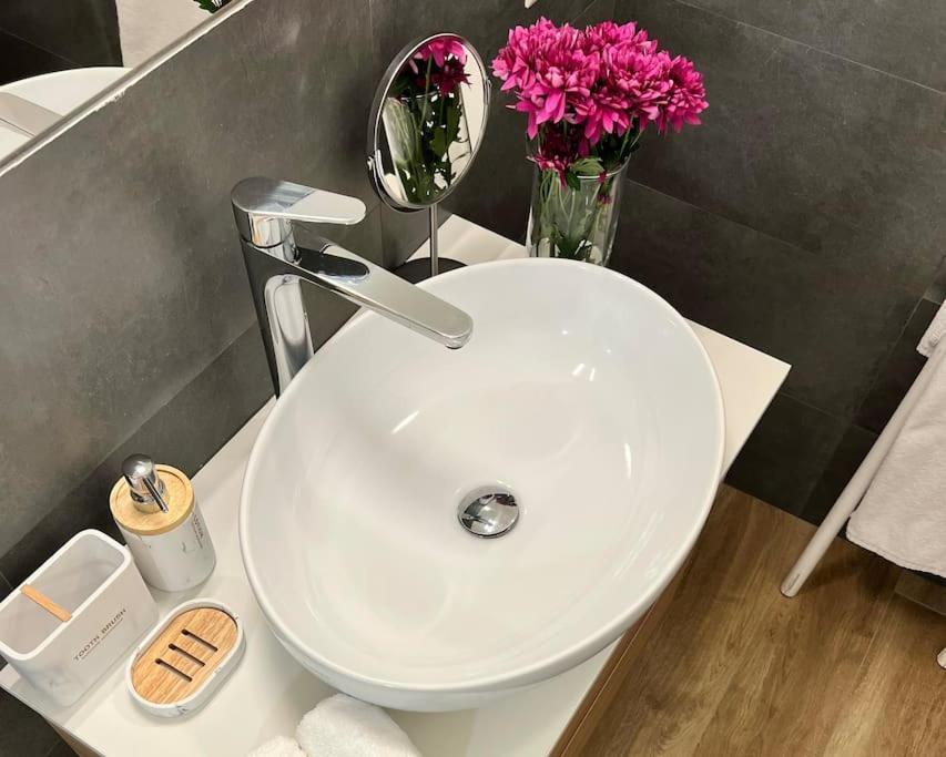 Beada Comfort Stay Cagliari Buitenkant foto